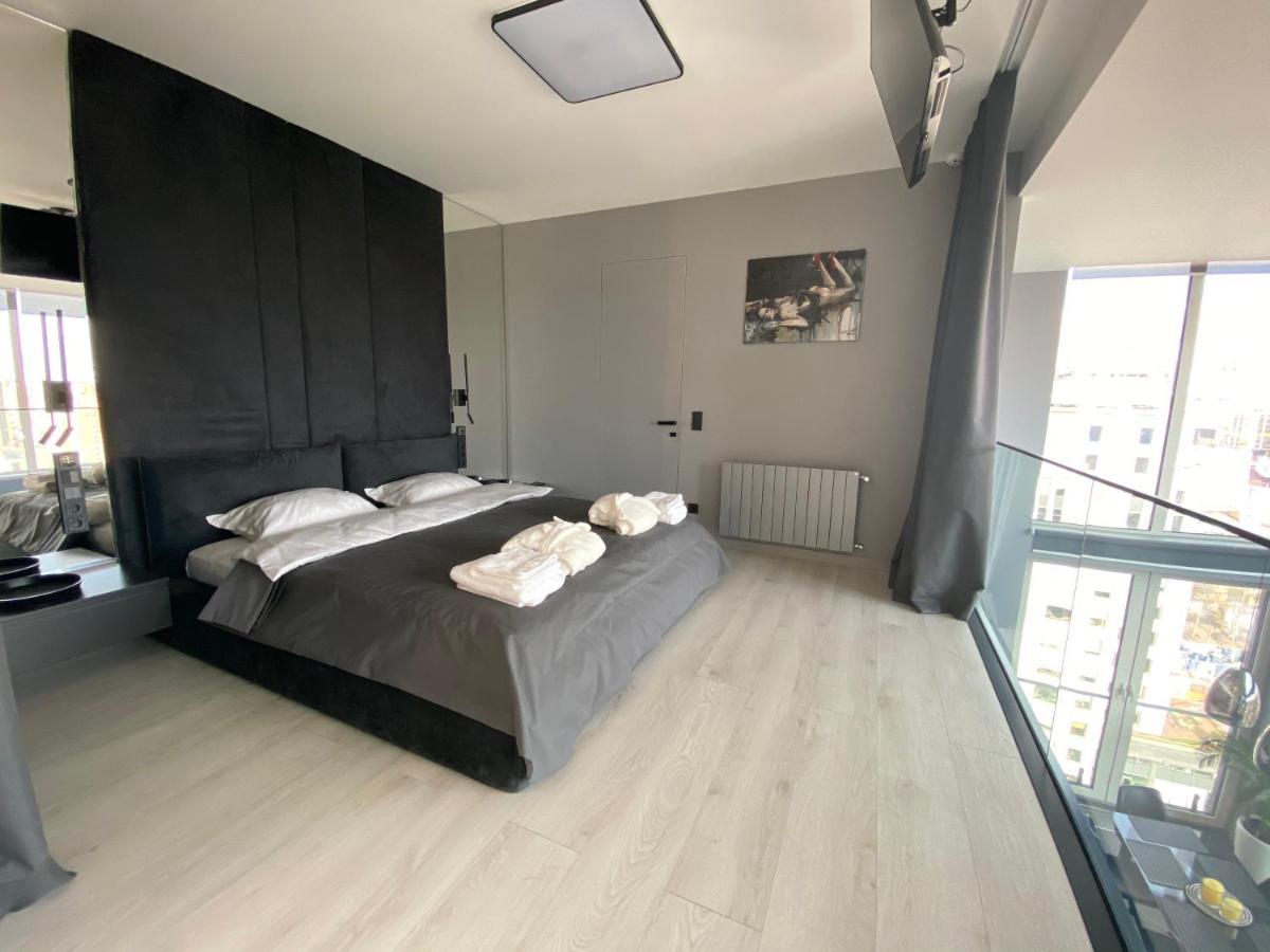 Апартаменты The Penthouse Киев Экстерьер фото