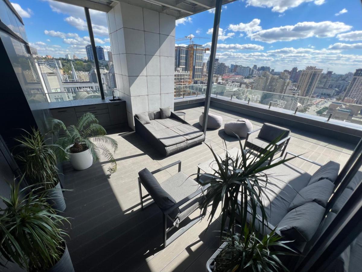Апартаменты The Penthouse Киев Экстерьер фото
