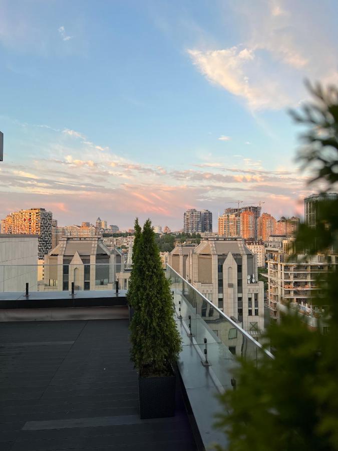 Апартаменты The Penthouse Киев Экстерьер фото