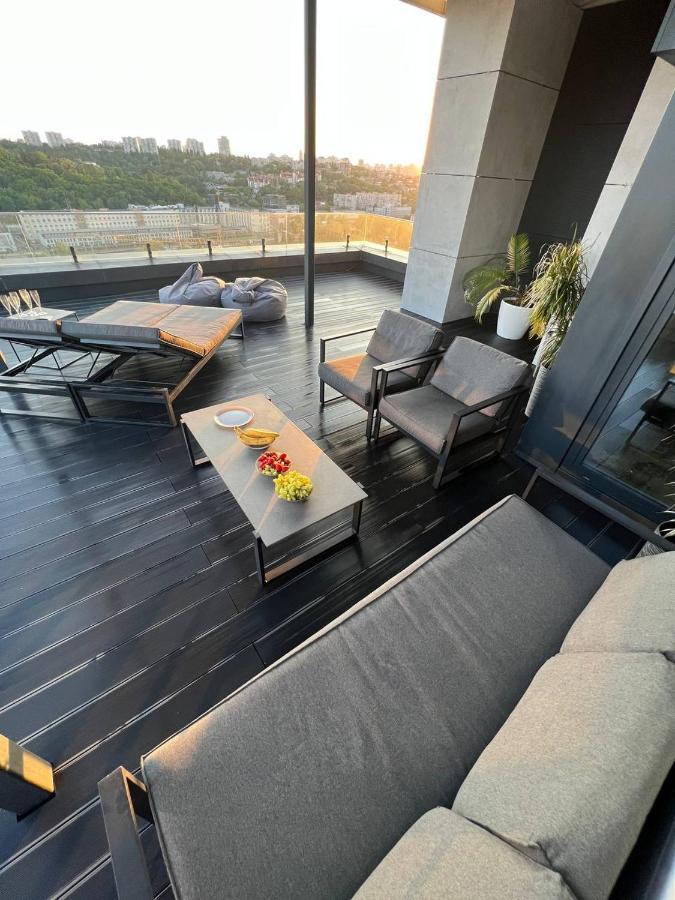 Апартаменты The Penthouse Киев Экстерьер фото