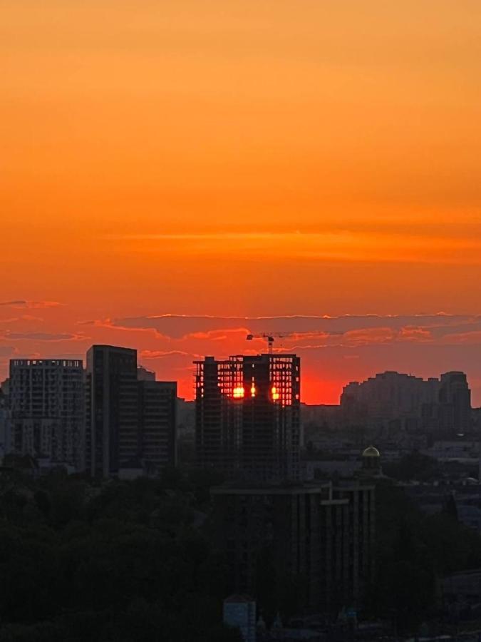 Апартаменты The Penthouse Киев Экстерьер фото